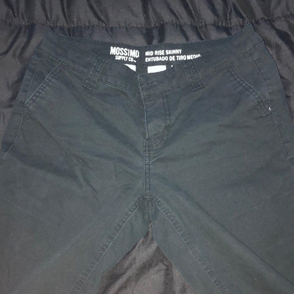 Mid-rise, Black pants